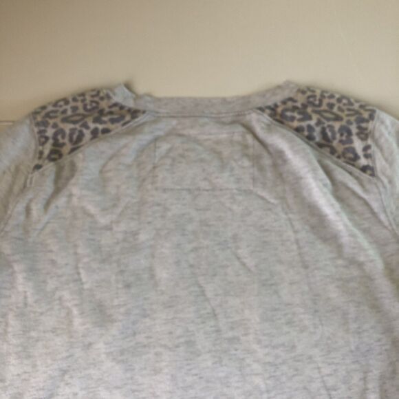 Victorias Secret Pink Logo Sweatshirt With Leopard Print Shoulders Size Small - Picture 12 of 16